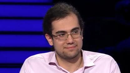 Kim Milyoner Olmak İster’de nefes kesen an: 18 yaşındaki yarışmacı 1 milyonluk soruya ulaştı