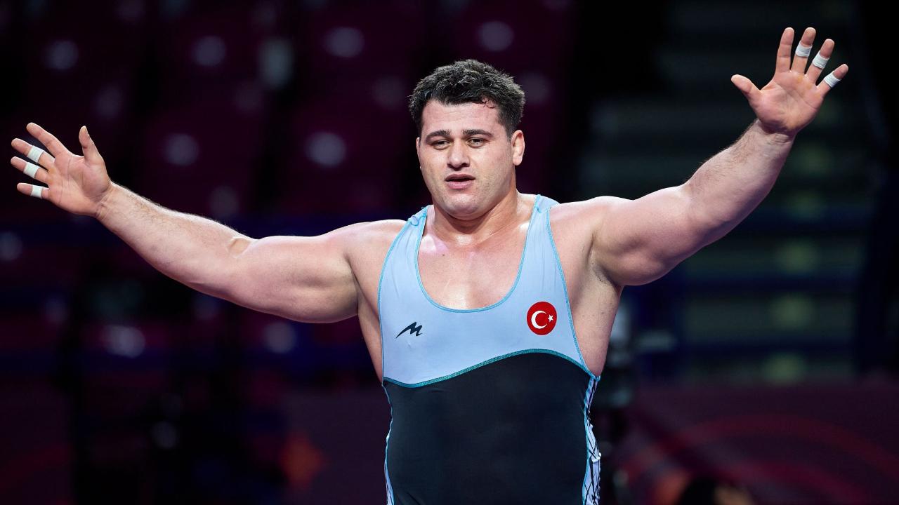 Rıza Kayaalp Tarih Yazdı: 13. Kez Zirvede