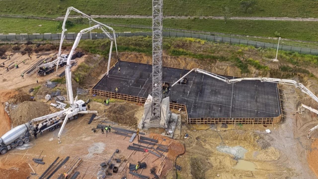 Uzundere'de çalışmalar hızla sürüyor