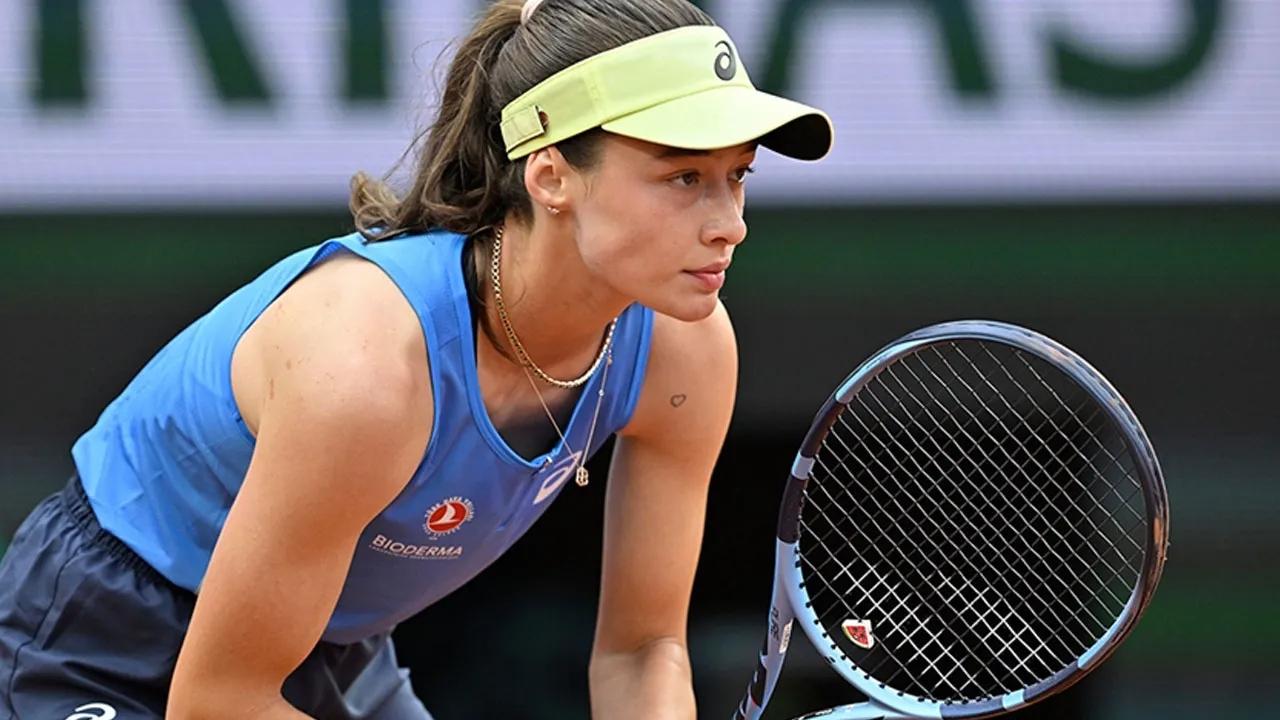 Zeynep Sönmez’den Üç Setlik Zafer