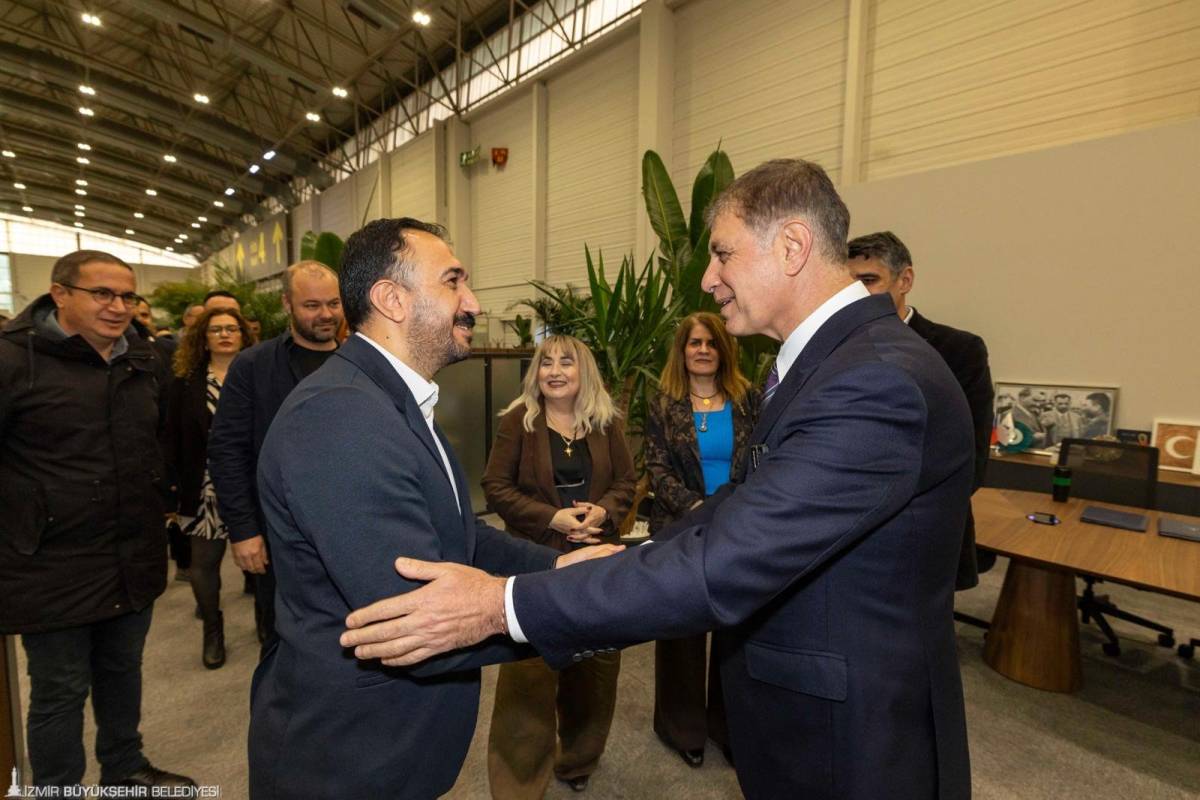 Başkan Tugay: “Hep birlikte İzmir’e hizmet etmenin onurunu yaşıyoruz”