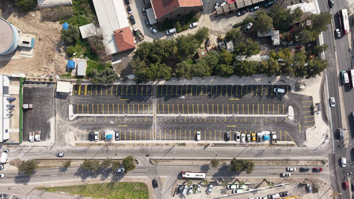 Konak’ta 154 Araçlık Ücretsiz Otopark Hizmete Açıldı