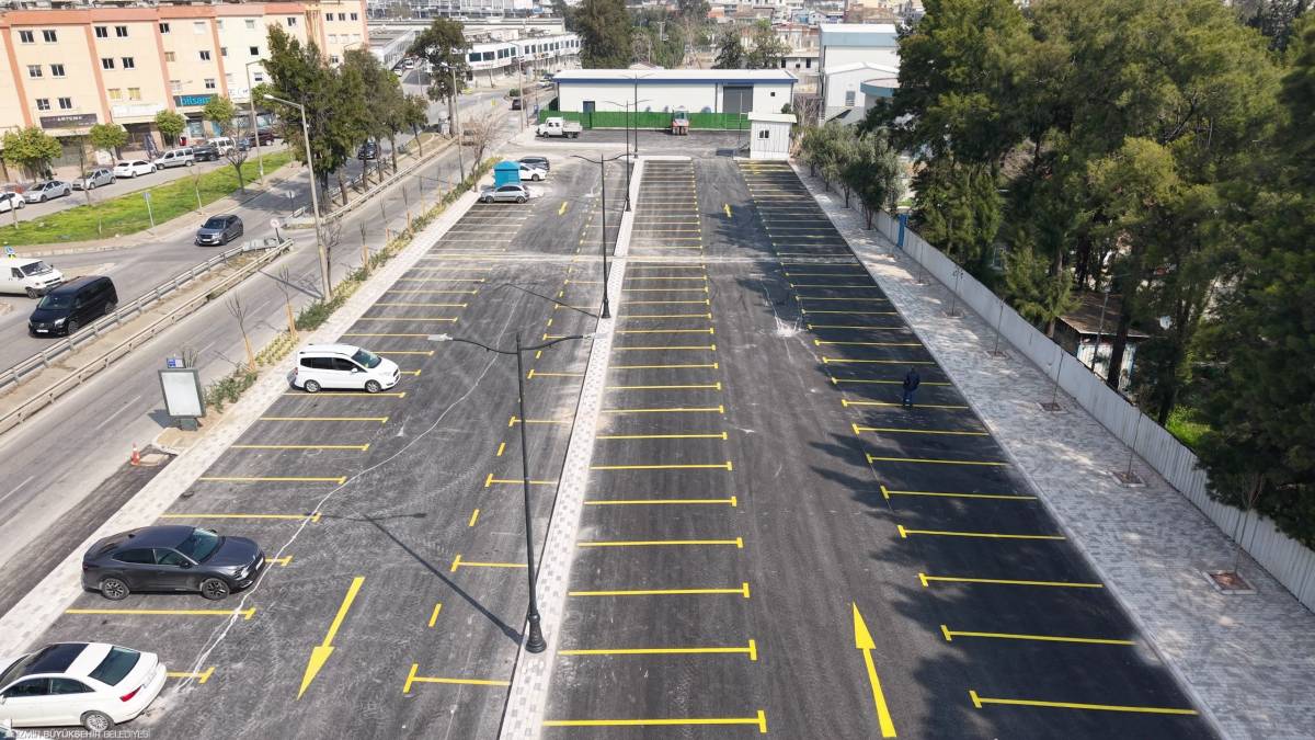 Konak’ta 154 Araçlık Ücretsiz Otopark Hizmete Açıldı
