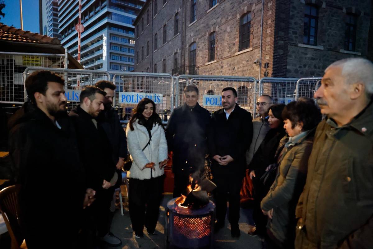 Meslek Fabrikası’ndaki Direniş Üçüncü Gününde: Nöbet Büyüyerek Sürüyor