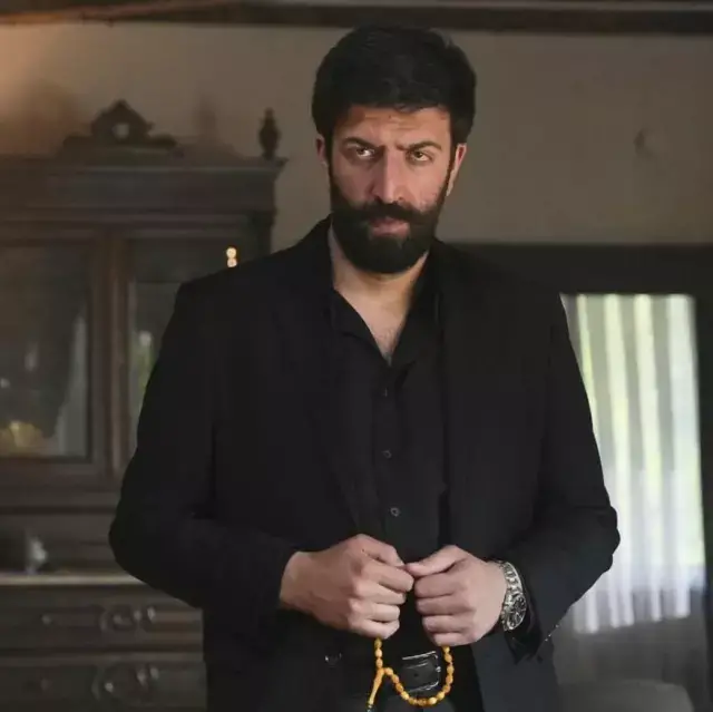 “Eşref Rüya” Dizisinin Oyuncusu Ramazan Tetik Hayatını Kaybetti