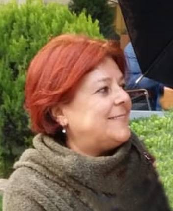 İzmir’de Sanatın Kalbi Attı: Usta Sanatçılara Ödül Yağdı