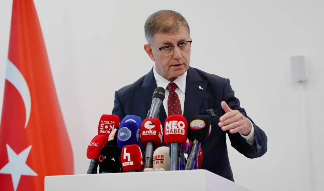 Tugay’dan “Telefonla Ulaşamıyoruz” Eleştirisine Yanıt: “Lütfen Mesaj Atın”